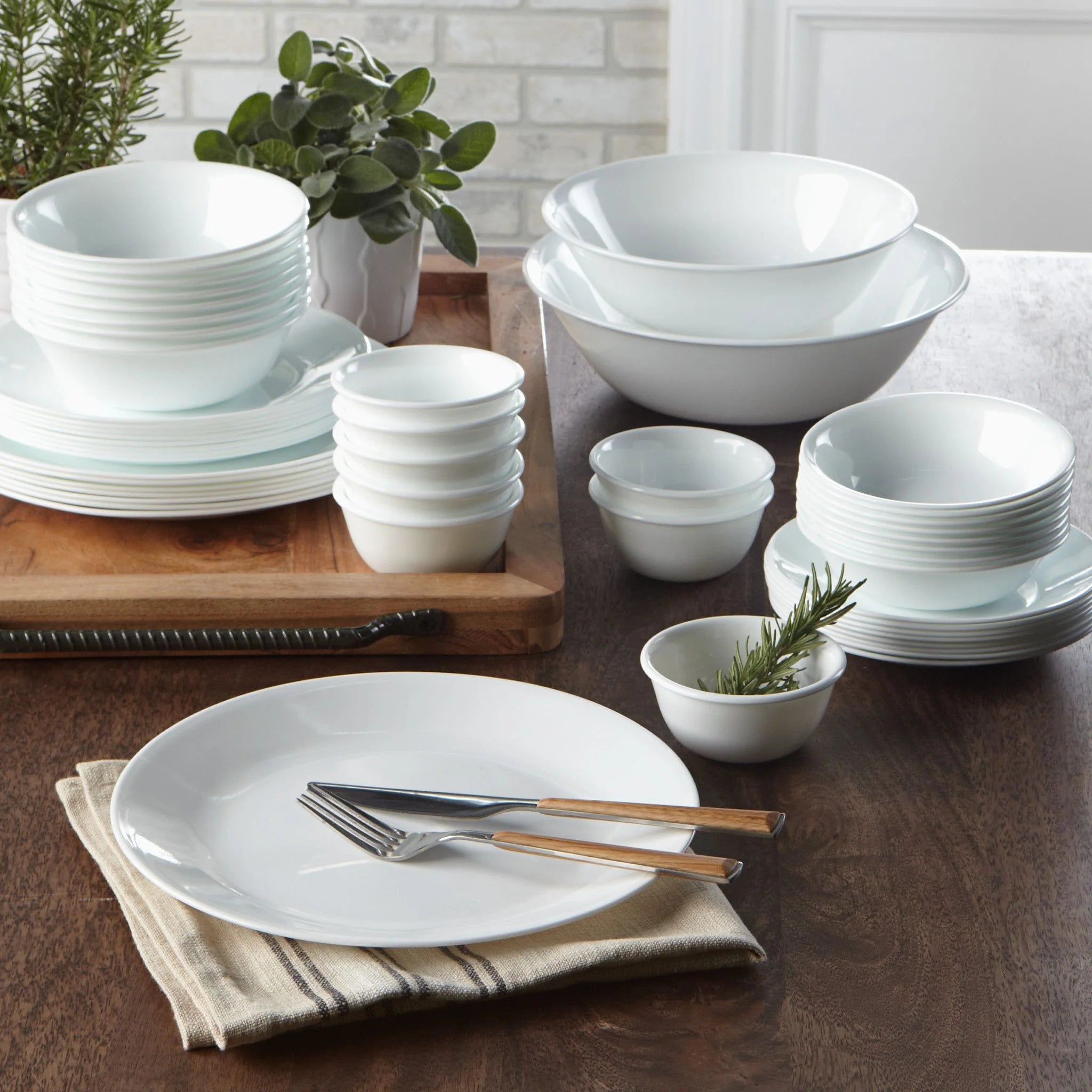 Winter Frost White 50-piece Dinnerware Set, Service for 8, EXCLUSIVE - Image 12